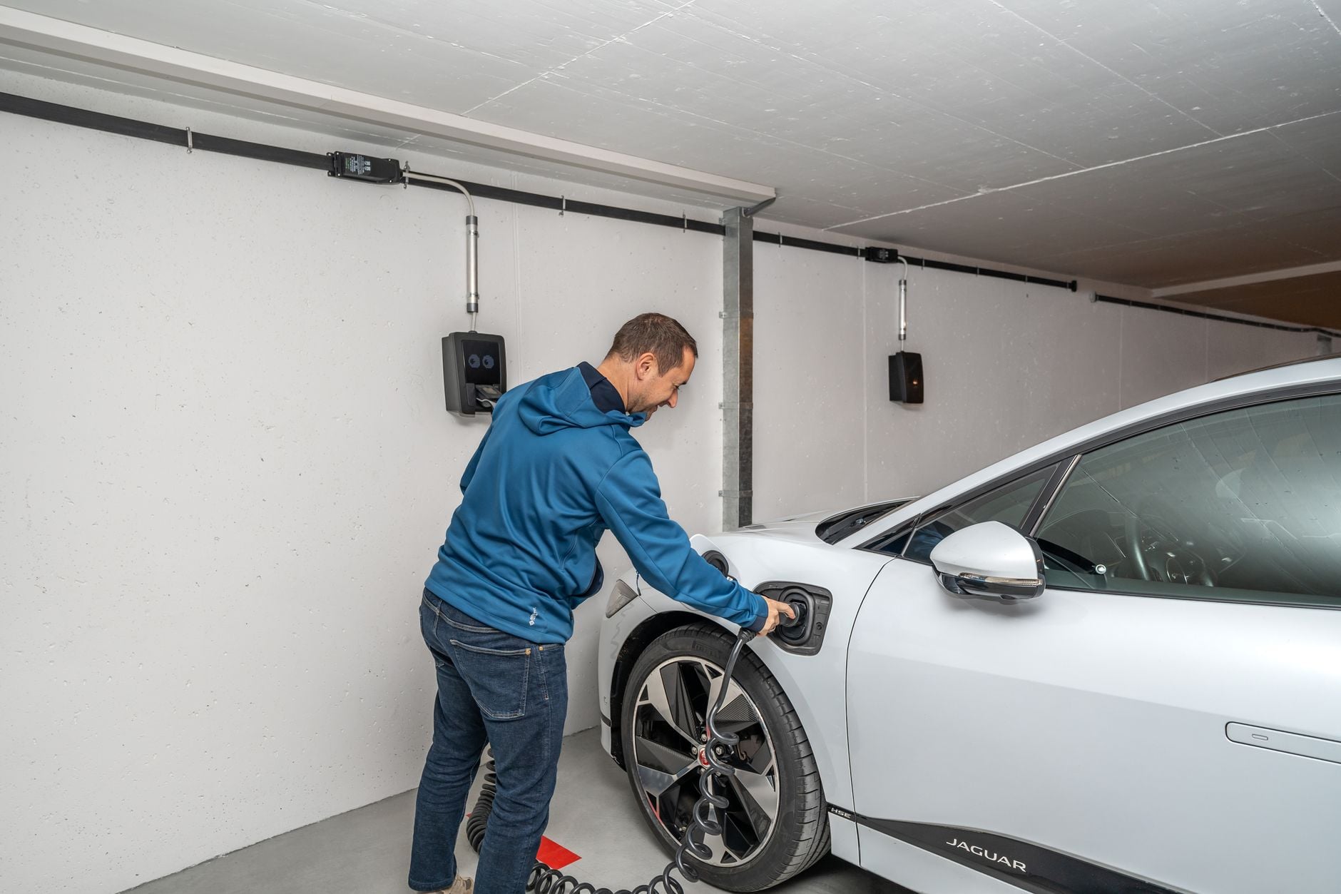 How workplace EV charging works